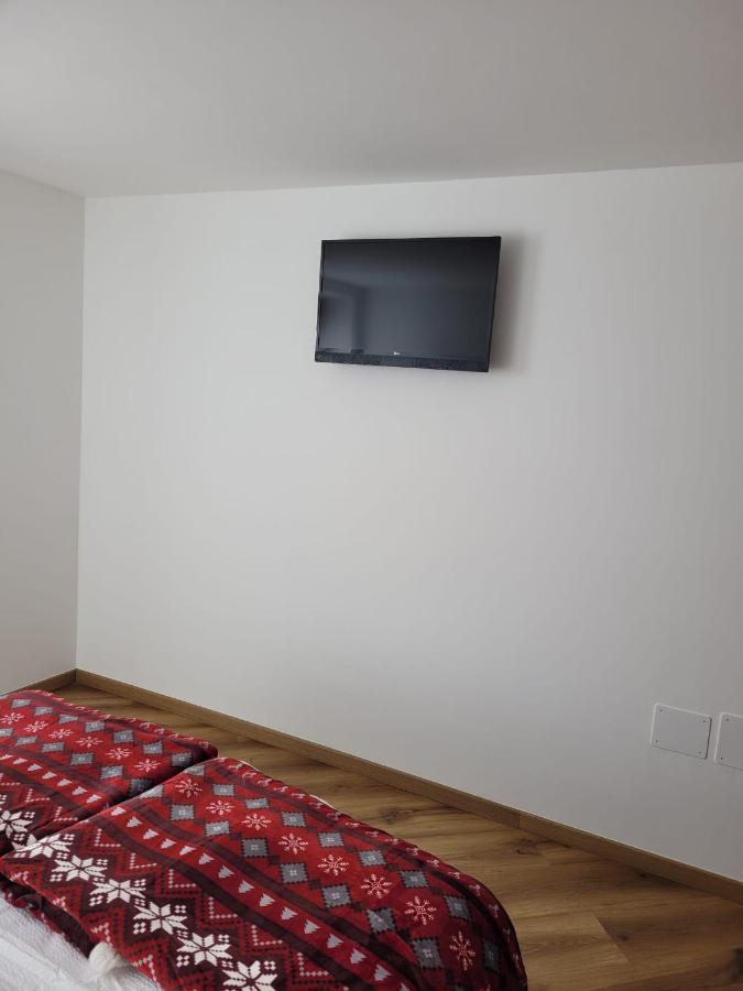 Casa Luca Apartment Mezzana  Ngoại thất bức ảnh